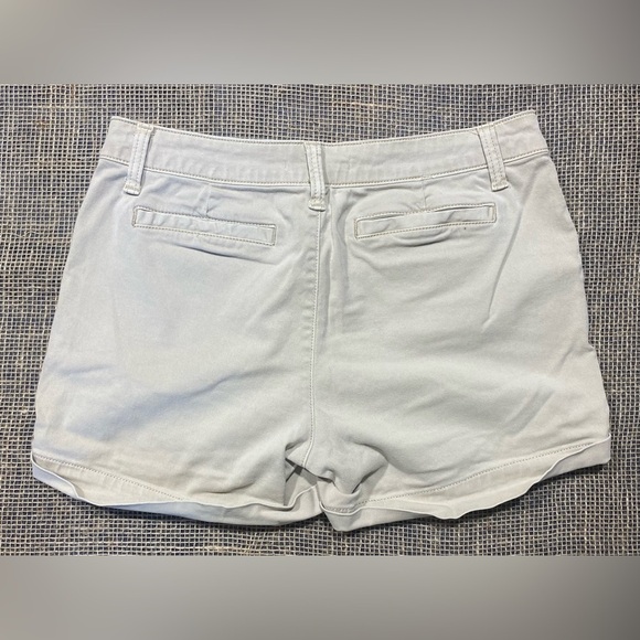 So Khaki Low Rise Favorite Midi Shorts, Size 7, Flat Front, Stretch, Pockets - Picture 5 of 5